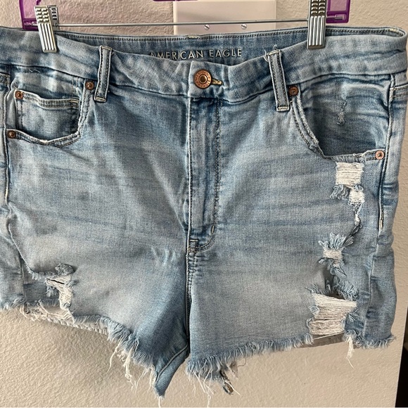 American Eagle Outfitters Pants - American Eagle Super Stretch shorts